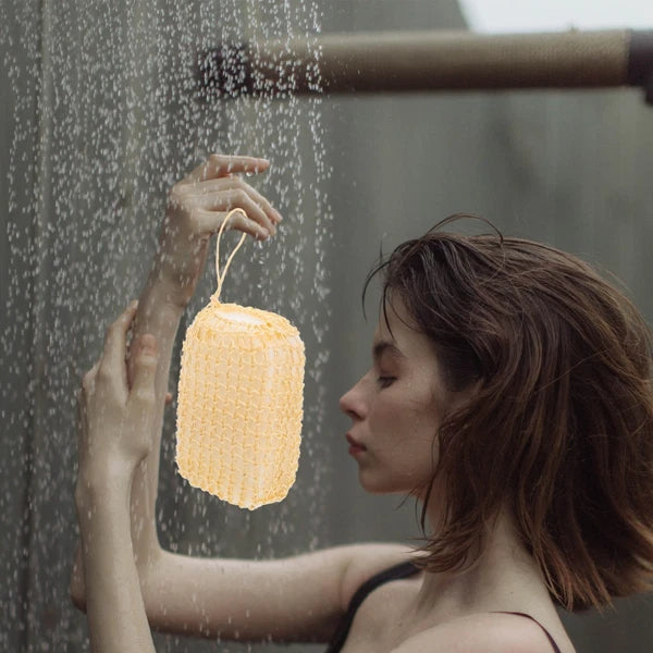 2 Pcs Silk Bath Towel Body Brush Exfoliator Scrubber Sisal Loofah